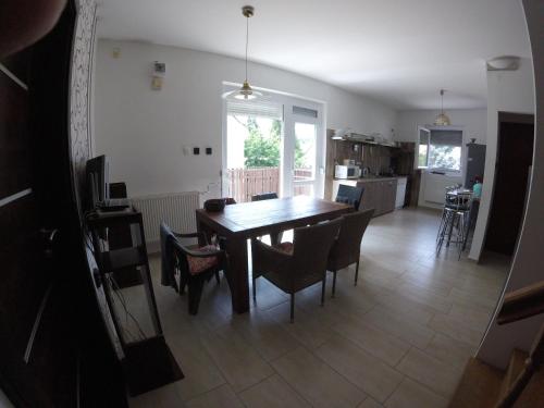 Фотография гостевого дома Dózsaház