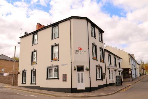 Фотография гостиницы The Lion Hotel