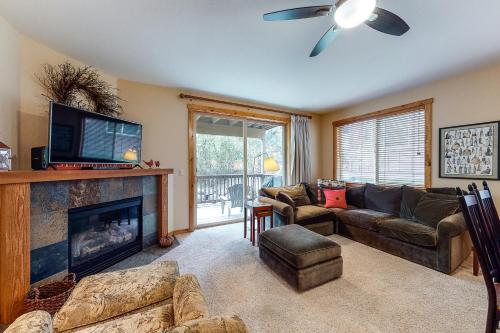 Фотографии гостевого дома 
            Comfortable and Convenient Truckee Condo