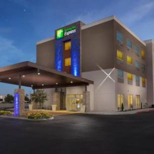 Фотографии гостиницы 
            Holiday Inn Express Visalia-Sequoia Gateway Area, an IHG Hotel