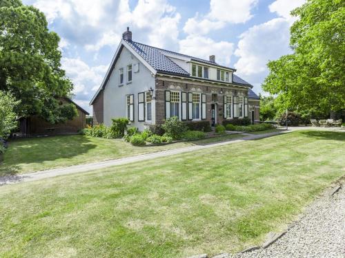 Фотография гостевого дома Cozy Holiday Home in Terneuzen with Private Swimming Pool