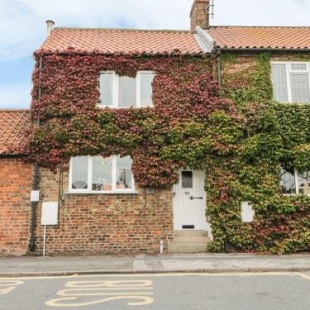 Фотография гостевого дома Old Manor Cottage, Driffield