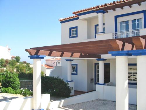 Фотография гостевого дома Holiday Home Praia del Rey Golf Casa