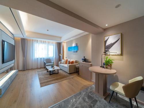 Фотография гостиницы GreenTree Eastern Dali Railway Station Hotel