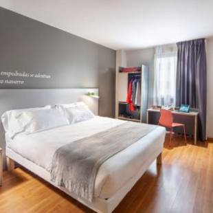 Фотографии гостиницы 
            ibis Styles Pamplona Noain