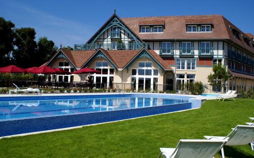 Фотография гостиницы Renaissance Paris Hippodrome de St. Cloud Hotel