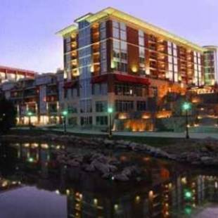 Фотографии гостиницы 
            Hampton Inn & Suites Greenville-Downtown-Riverplace