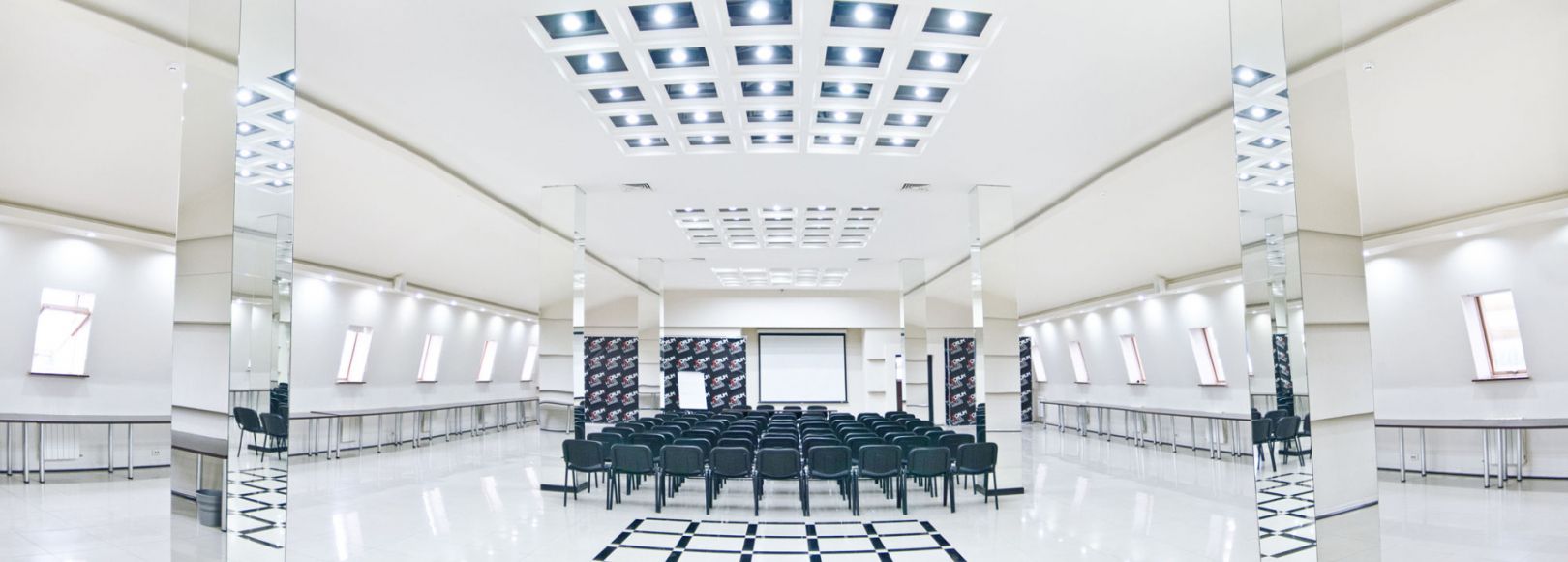 Фотография конференц-зала Forum Plaza Большой Когресс-холл