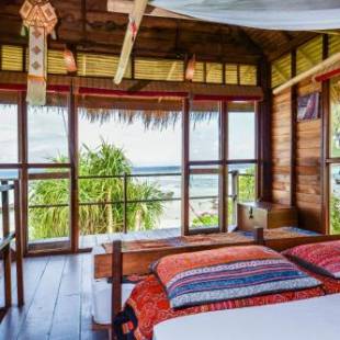 Фотографии гостиницы 
            Castaway Resort Koh Lipe