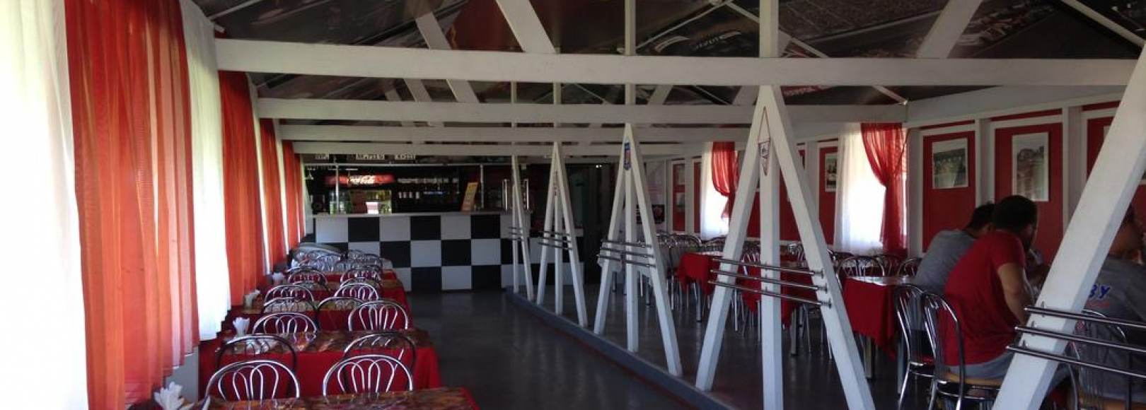 Фотография банкетного зала Пилот