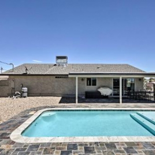 Фотография гостевого дома Lake Havasu Home with Mtn Views - 10 Mins to Marina!