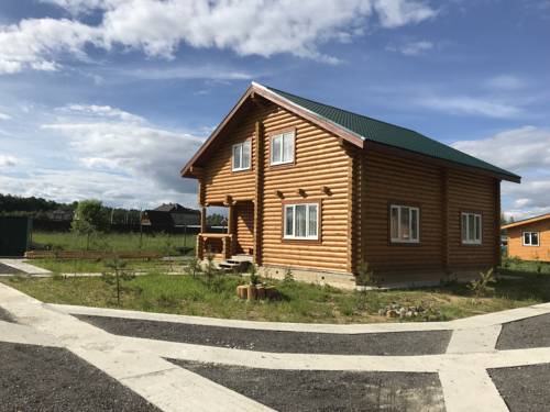 Фотография гостевого дома Луговое