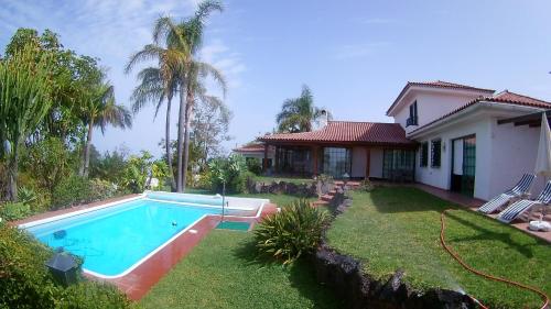 Фотография гостевого дома Nanou House