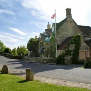 Фотографии мини отеля 
            The Swan Inn Swinbrook