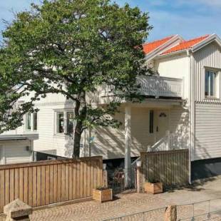 Фотографии гостевого дома 
            Holiday home HUNNEBOSTRAND IX