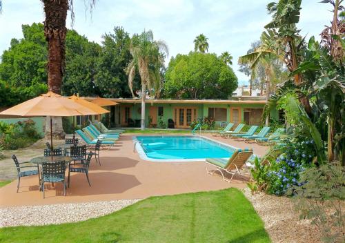 Фотография гостиницы Vista Grande Resort - A Gay Men's Resort