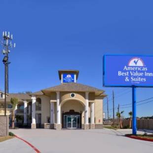 Фотографии мини отеля 
            Americas Best Value Inn & Suites - Houston/Hwy 6 & Westpark