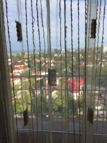 Фотография хостела Море в окне