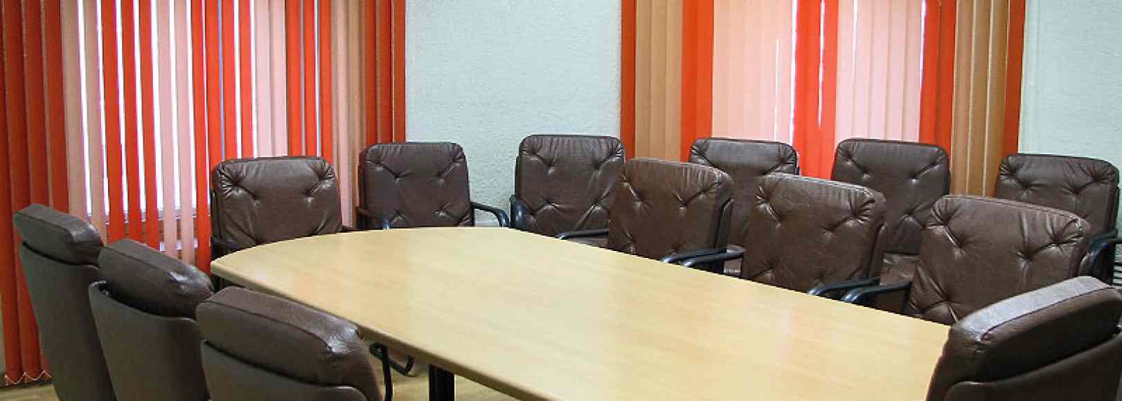 Фотография комнаты для переговоров Премьер