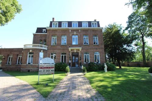 Фотография гостиницы Logis Manoir de Fourcy