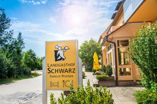 Фотографии гостиницы 
            Landgasthof Schwarz