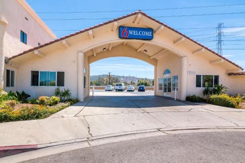 Фотография гостиницы Motel 6-South El Monte, CA - Los Angeles