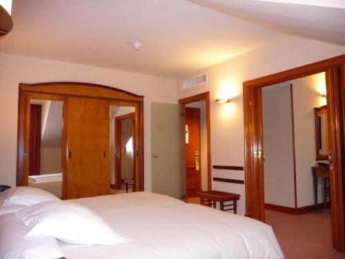 Фотография гостиницы Hotel Sercotel Ciudad de Oviedo