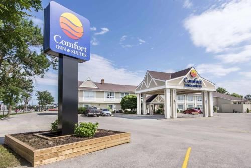 Фотографии гостиницы 
            Comfort Inn & Suites Collingwood