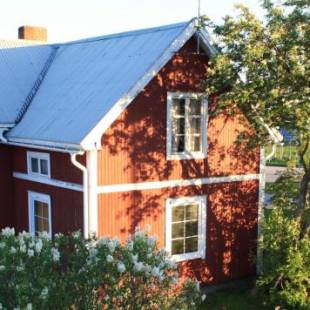 Фотографии гостевого дома 
            Old timber house