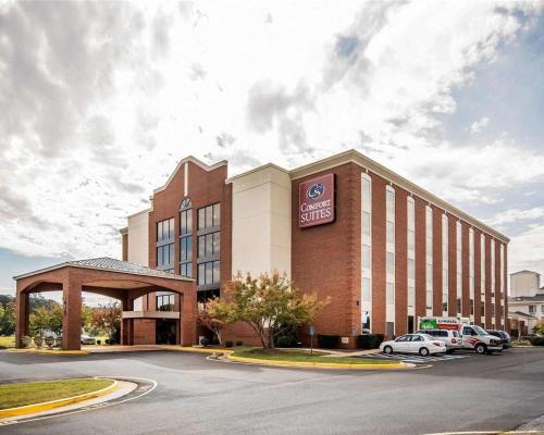 Фотография гостиницы Comfort Suites Fredericksburg South