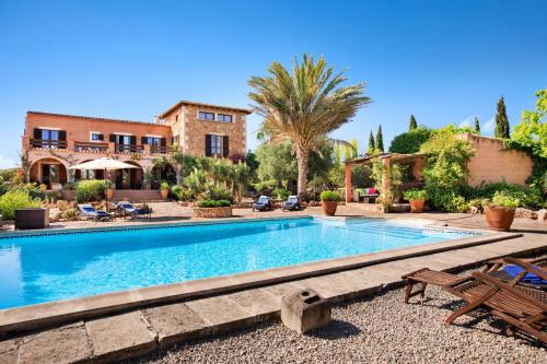 Фотографии гостевого дома
Finca Son Yador, wifi, piscina, barbacoa, aire acondicionado, aparcamiento, cerca des Trenc