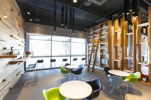 Фотография гостиницы Jiuwu Hotel