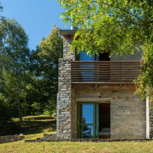 Фотография гостевого дома Tiny Cottage of Bellagio's Woods