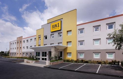 Фотография гостиницы SUN1 MIDRAND