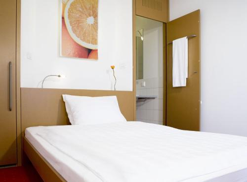 Фотография мотеля Orange Wings Wiener Neustadt