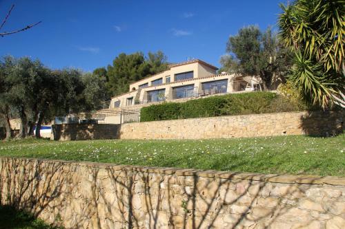 Фотографии гостевого дома 
            Maison Chaban Sanary sur mer