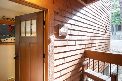 Фотография гостевого дома North Star - Ski View Condo