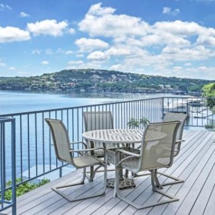 Фотография гостевого дома Spicewood Condo on The South Shore of Lake Travis!