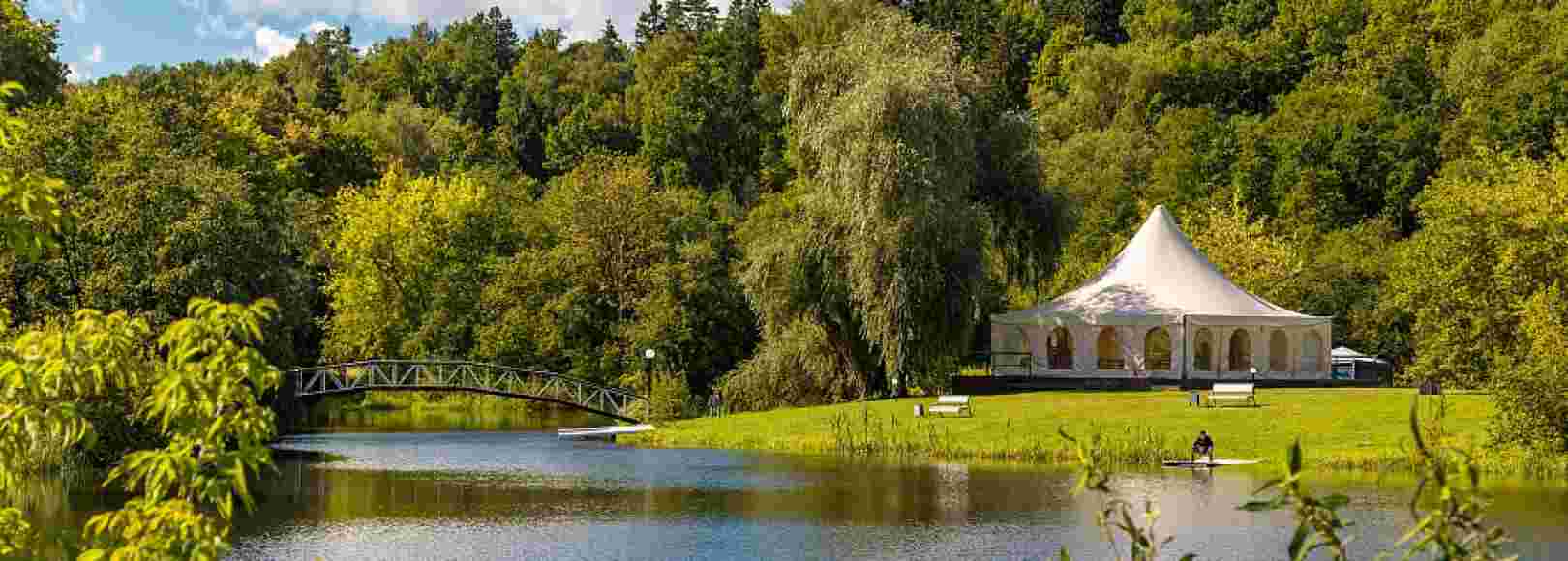 Фотография летней террасы Лебяжий остров