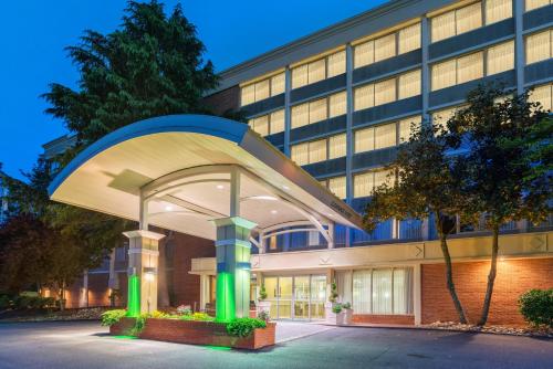Фотография гостиницы Holiday Inn Charlottesville-Monticello, an IHG Hotel