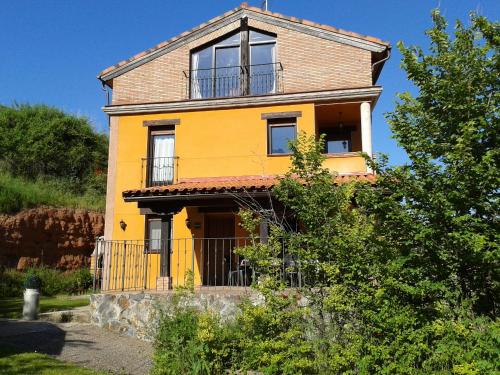 Фотография гостевого дома Casa Rural La Campana 4 Habitaciones 2 Supletorias Ático Opcional 4 pax