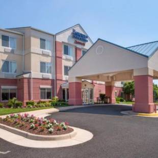 Фотографии гостиницы 
            Fairfield Inn Dulles Airport Chantilly