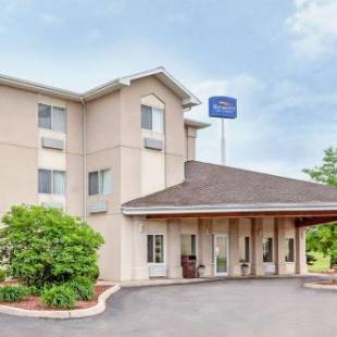 Фотографии гостиницы
Baymont by Wyndham Howell/Brighton