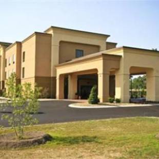 Фотографии гостиницы 
            Hampton Inn Crossville