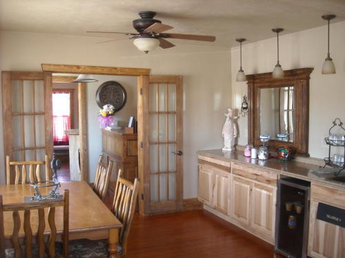 Фотография мини отеля Trapper's Rendezvous