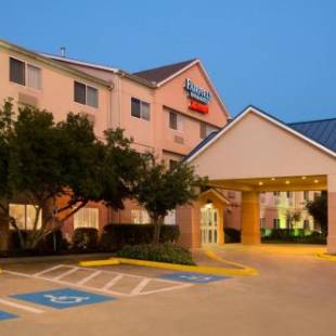 Фотографии гостиницы 
            Fairfield Inn & Suites by Marriott Houston Energy Corridor/Katy Freeway