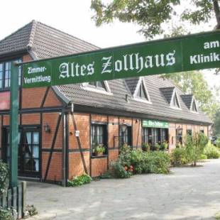 Фотографии гостиницы 
            Altes Zollhaus am Klinikum