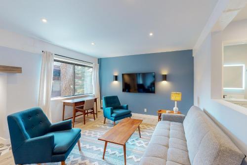 Фотография гостевого дома Mammoth Ski & Racquet 93K