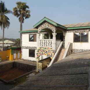 Фотографии гостевого дома 
            Akomapa Village