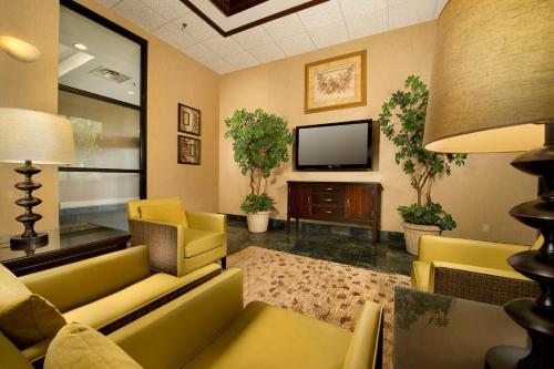 Фотография гостиницы Pear Tree Inn St. Louis Near Union Station